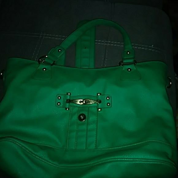 My hand b - Picture 2 of 4